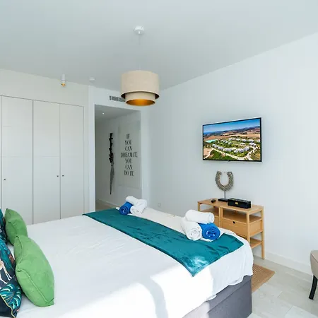 Al-1713 - - Alcazaba Lagoon Apartamento Estepona