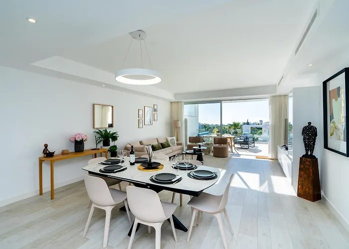 Apartment Al-1713 - - Alcazaba Lagoon *