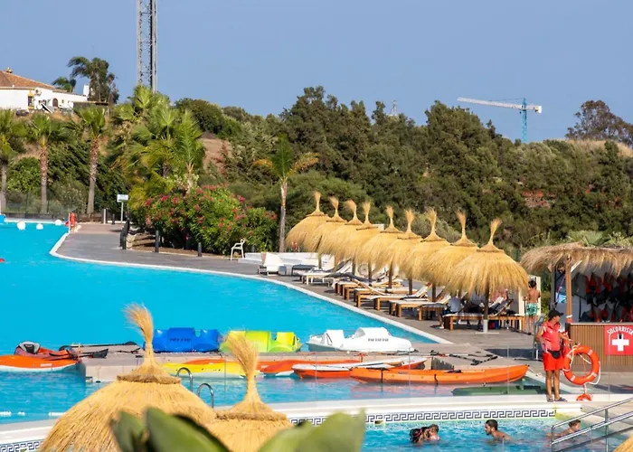 Al-1713 - - Alcazaba Lagoon Apartment Estepona