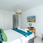 Al-1713 - - Alcazaba Lagoon Apartment Estepona